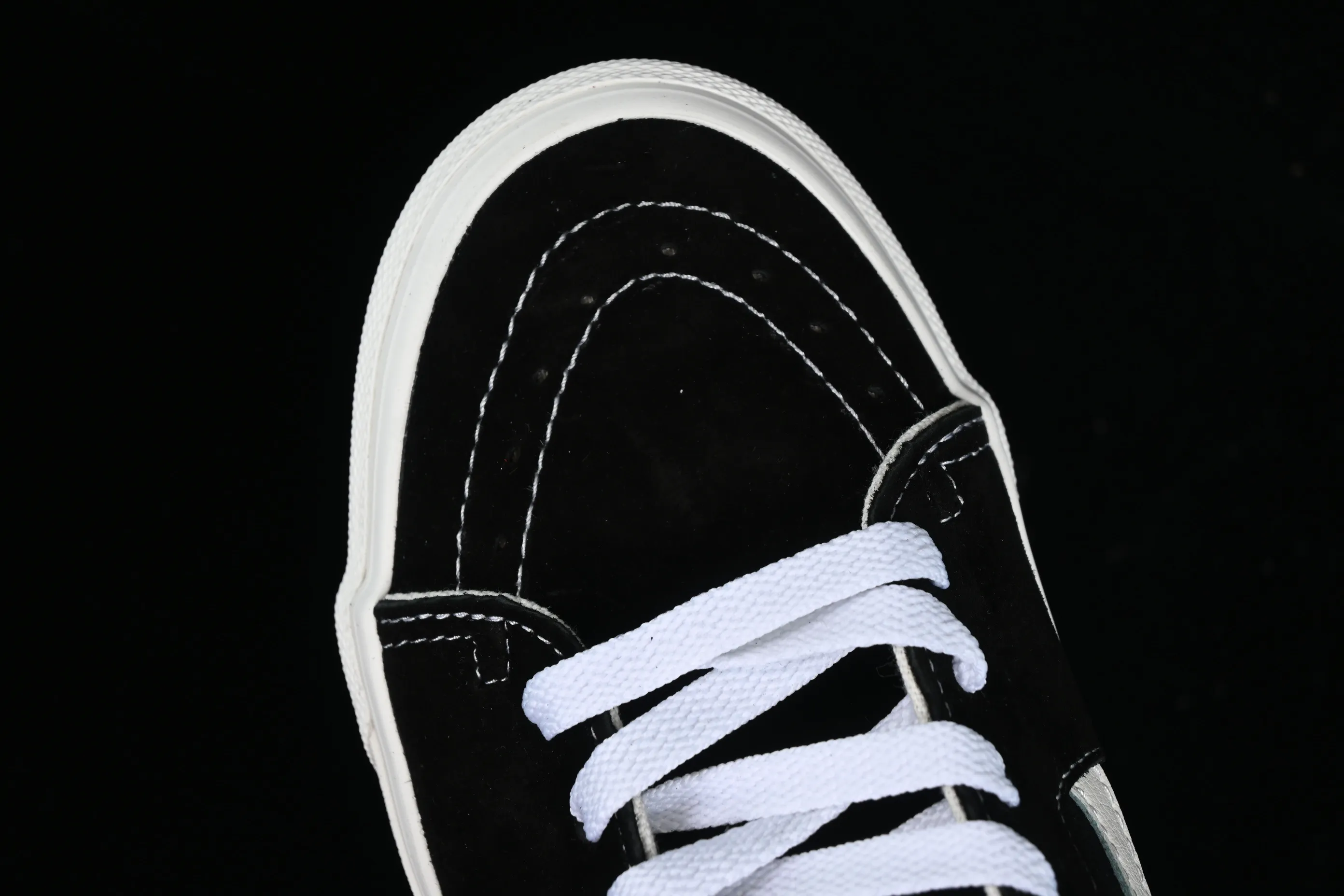 All categories Vans Vans series Vans Mid Vans China Vans SK8-Hi VR3 Vans official environmentally friendly black and white mid-top classic simple casual canvas shoes VN0A4UWIVNE